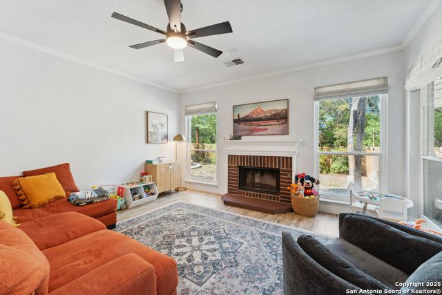 2047 THICKET TRAIL DR, San Antonio, TX 78248