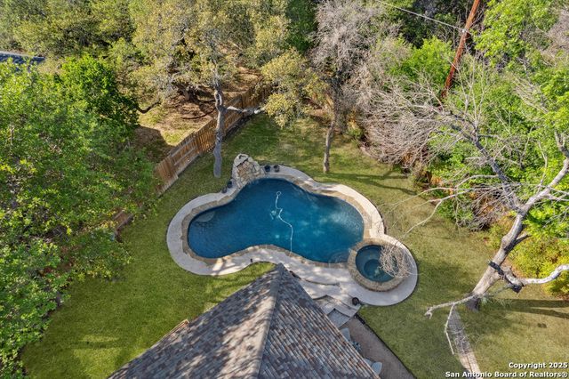 2047 THICKET TRAIL DR, San Antonio, TX 78248