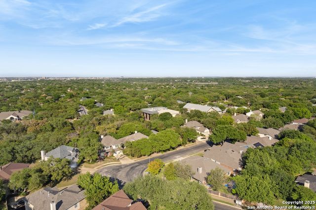 2047 THICKET TRAIL DR, San Antonio, TX 78248