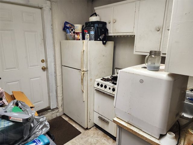 701 W 18TH Street, Erie, PA 16502