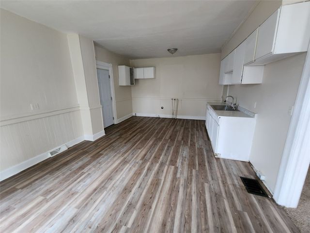 701 W 18TH Street, Erie, PA 16502