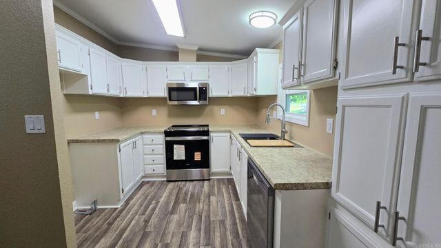15921 Oak Street, Roland, AR 72135