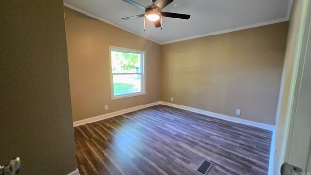 15921 Oak Street, Roland, AR 72135