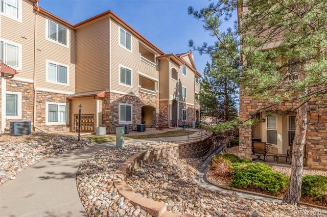 8445 S Holland Way 102, Littleton, CO 80128