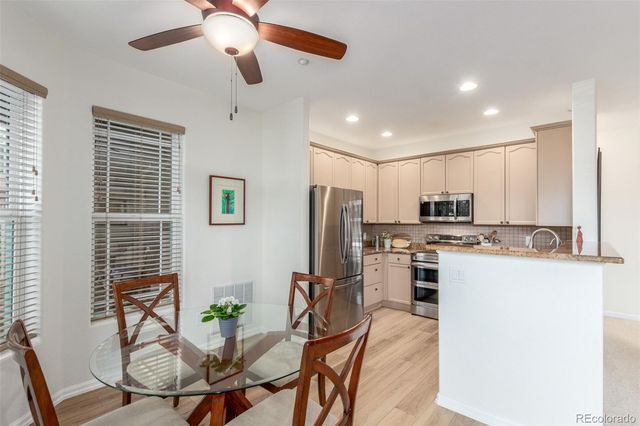 8445 S Holland Way 102, Littleton, CO 80128