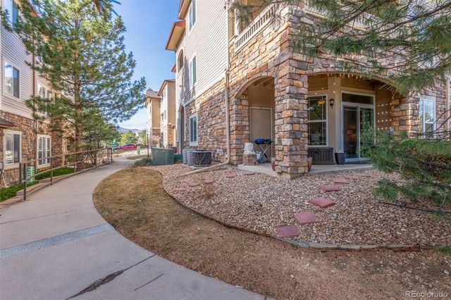 8445 S Holland Way 102, Littleton, CO 80128