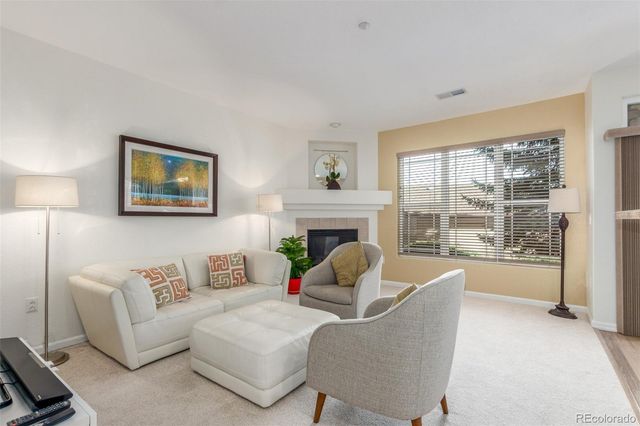 8445 S Holland Way 102, Littleton, CO 80128