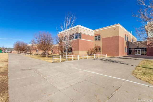 8445 S Holland Way 102, Littleton, CO 80128