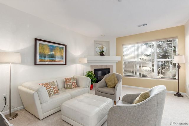 8445 S Holland Way 102, Littleton, CO 80128