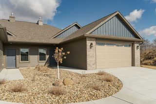 877 Picadilly Lane NW, Rochester, MN 55901