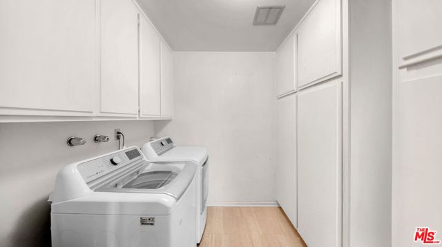 966 Bluegrass Lane, Los Angeles, CA 90049