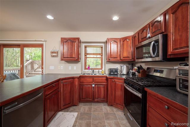 11363 Mckinley Road, Montrose, MI 48457