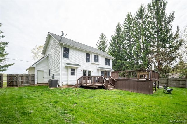11363 Mckinley Road, Montrose, MI 48457