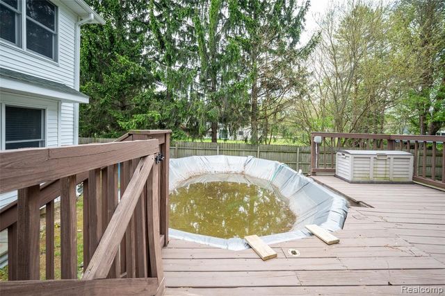 11363 Mckinley Road, Montrose, MI 48457