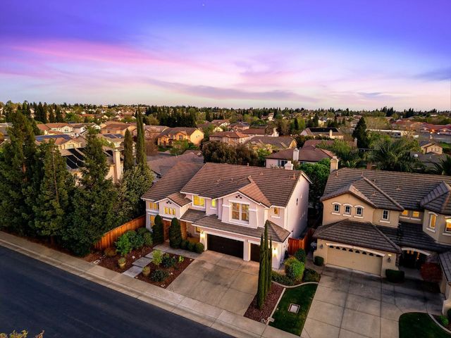 2119 Big Sky Dr, Rocklin, CA 95765