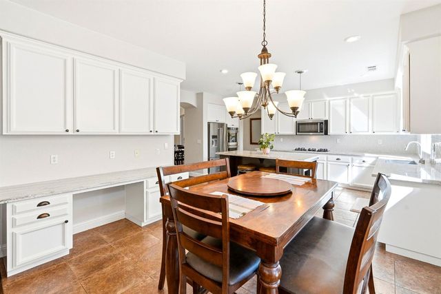 2119 Big Sky Dr, Rocklin, CA 95765