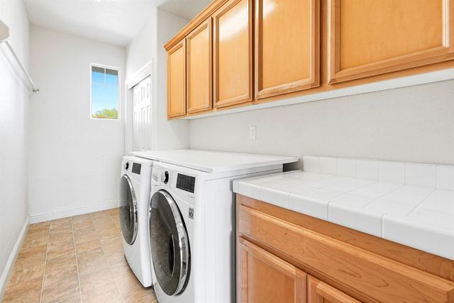 2119 Big Sky Dr, Rocklin, CA 95765