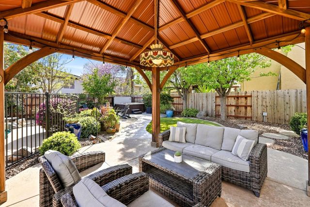 2119 Big Sky Dr, Rocklin, CA 95765