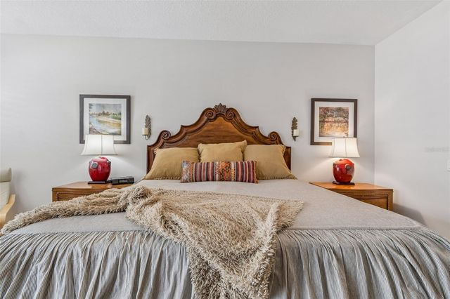 9617 SUMMER HOUSE LANE, Bradenton, FL 34212