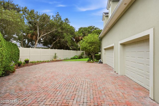 129 OLD PONTE VEDRA Drive, Ponte Vedra Beach, FL 32082