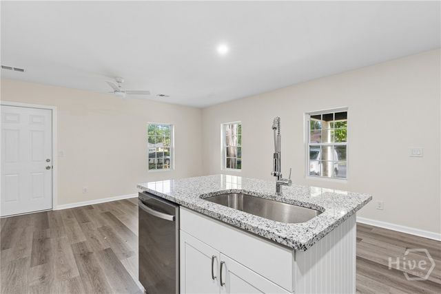 1208 E 55th Street, Savannah, GA 31404