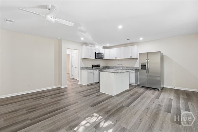 1208 E 55th Street, Savannah, GA 31404