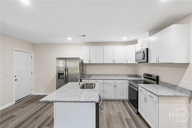 1208 E 55th Street, Savannah, GA 31404