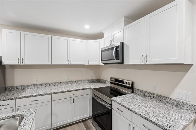1208 E 55th Street, Savannah, GA 31404