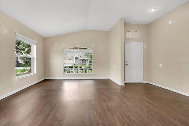 1422 LAKE SHORE RANCH DRIVE, Seffner, FL 33584