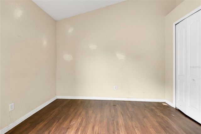 1422 LAKE SHORE RANCH DRIVE, Seffner, FL 33584
