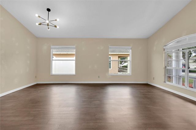 1422 LAKE SHORE RANCH DRIVE, Seffner, FL 33584