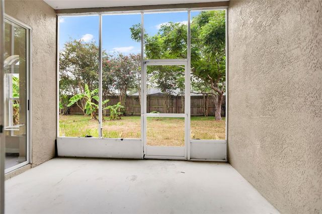 1422 LAKE SHORE RANCH DRIVE, Seffner, FL 33584