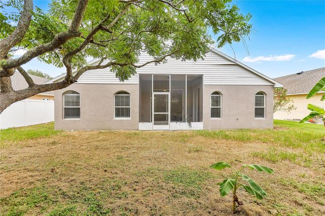 1422 LAKE SHORE RANCH DRIVE, Seffner, FL 33584