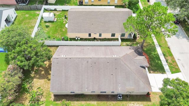 1422 LAKE SHORE RANCH DRIVE, Seffner, FL 33584