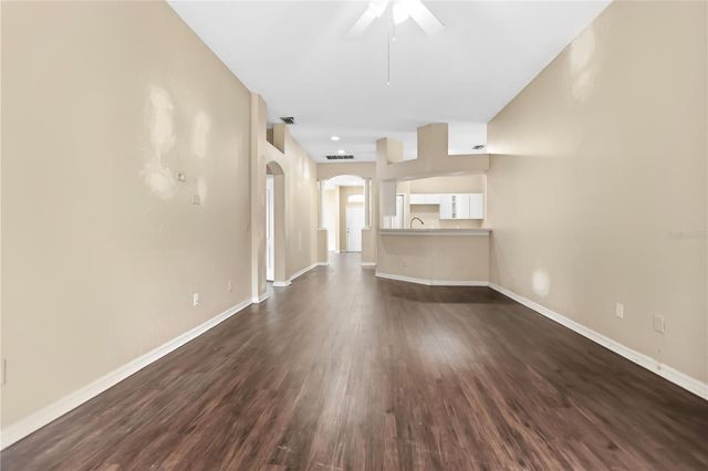1422 LAKE SHORE RANCH DRIVE, Seffner, FL 33584
