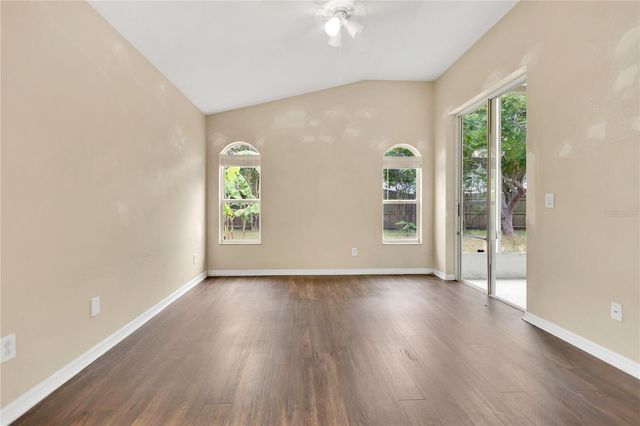 1422 LAKE SHORE RANCH DRIVE, Seffner, FL 33584