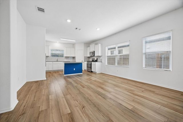 8008 Purple Aster PASS, Lago Vista, TX 78645