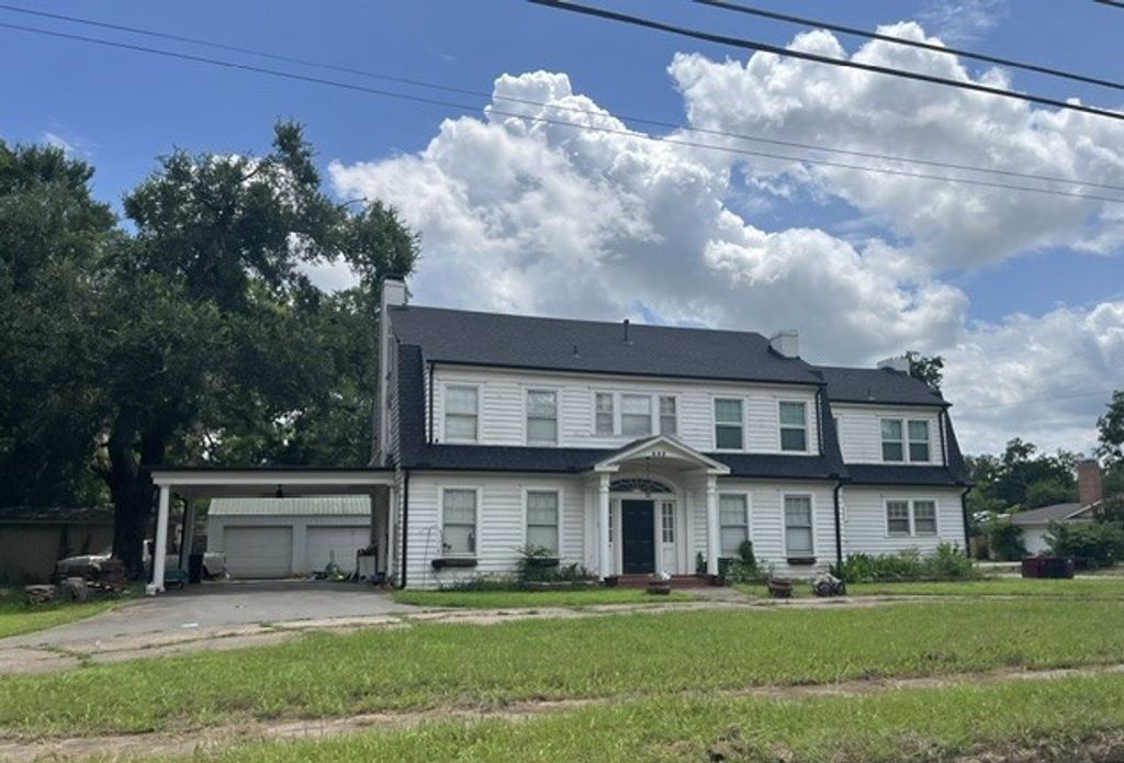 602 E 9th Street, Bonham, TX 75418