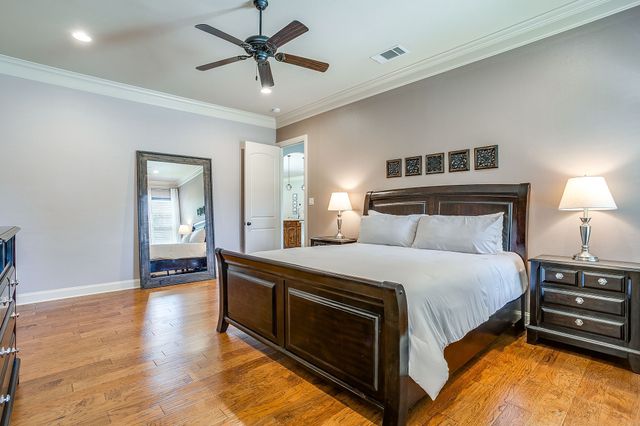 7259 Oak Creeks Court, Fort Worth, TX 76135