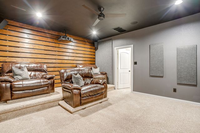 7259 Oak Creeks Court, Fort Worth, TX 76135