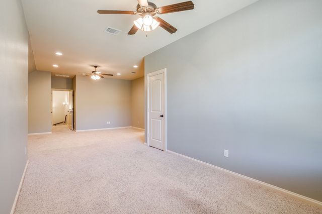 7259 Oak Creeks Court, Fort Worth, TX 76135