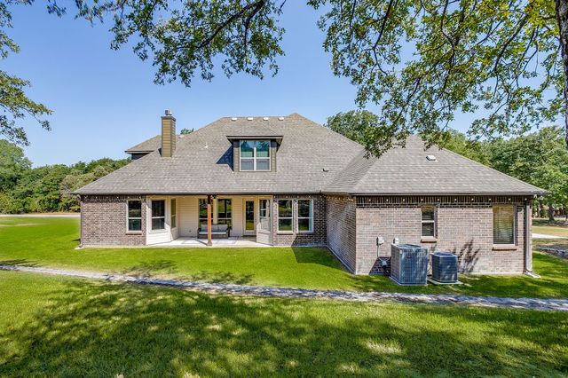 7259 Oak Creeks Court, Fort Worth, TX 76135