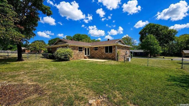 200 Millbranch Court, Hot Springs, AR 71901