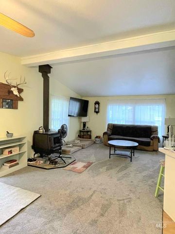 1162 Deep Woods Ln., Kendrick, ID 83537