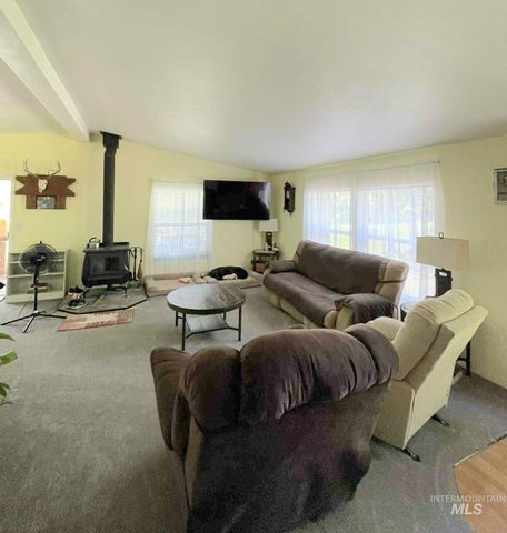 1162 Deep Woods Ln., Kendrick, ID 83537