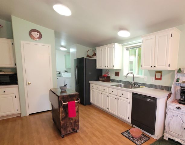 1162 Deep Woods Ln., Kendrick, ID 83537