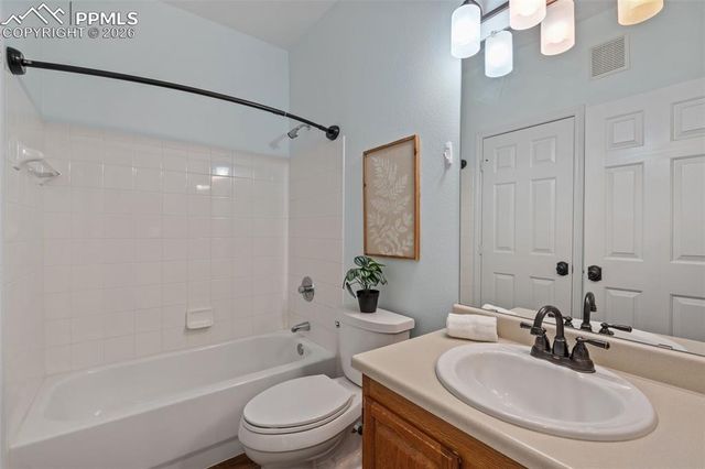 6009 Castlegate Drive C36, Castle Rock, CO 80108