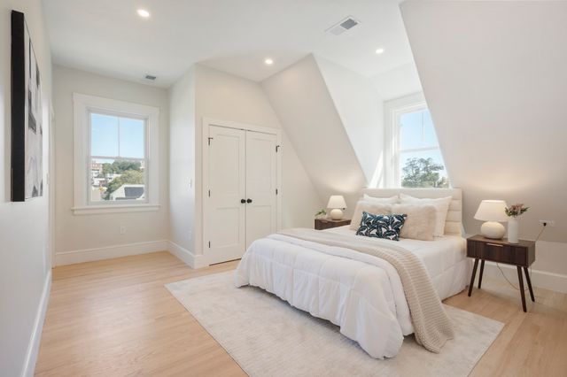 5 Ware Street 2, Boston, MA 02125
