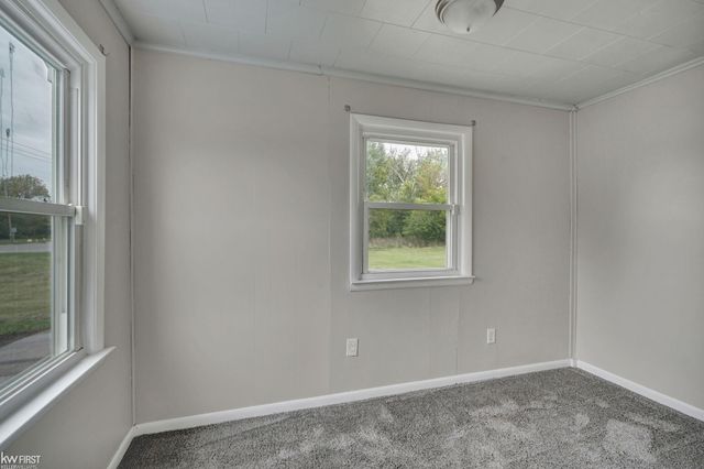 8508 N Saginaw Road, Genesee Twp, MI 48458