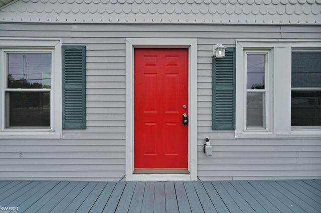 8508 N Saginaw Road, Genesee Twp, MI 48458
